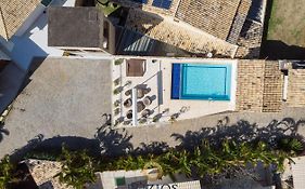 Casa em Geribá 200 metros da praia! 4 suítes, área gourmet privativa